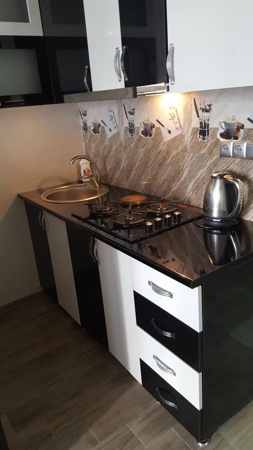 Roini Apartment Батумі Екстер'єр фото